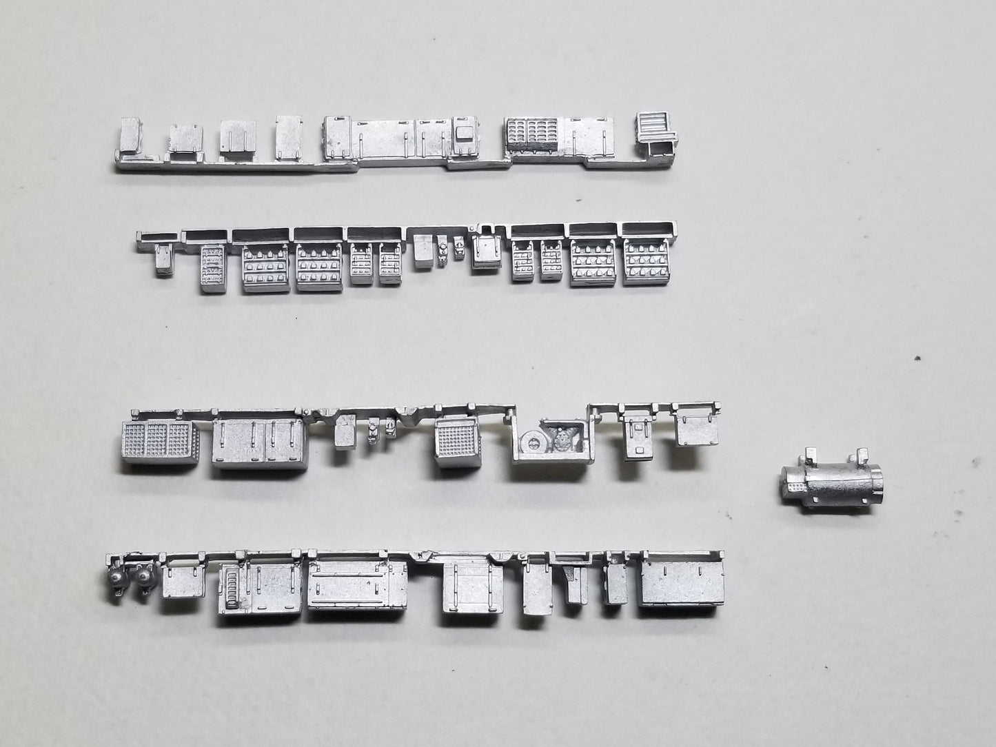 ことでん 1200形 床下Ⅱ(三菱)